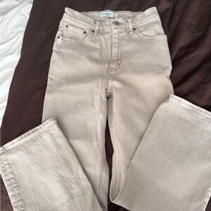 Abercrombie & Fitch High-Rise Straight Jeans - Light Beige
